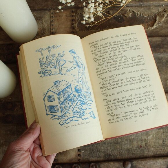 Vintage 1950s Book,  The Happy Hollisters and the Old Clipper Ship by Jerry West - Picture 10 of 10